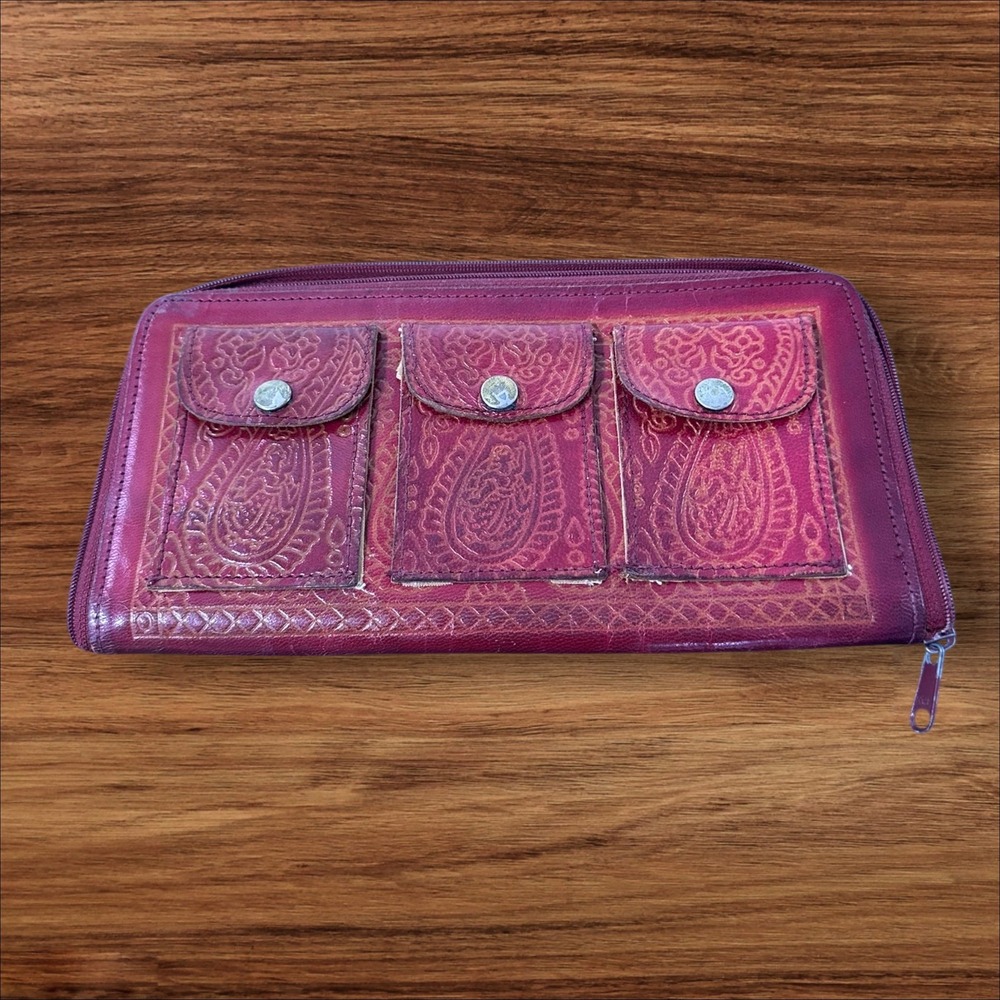 Paisley Embossed‎ Burgundy Zip Around Wallet with Front Pockets